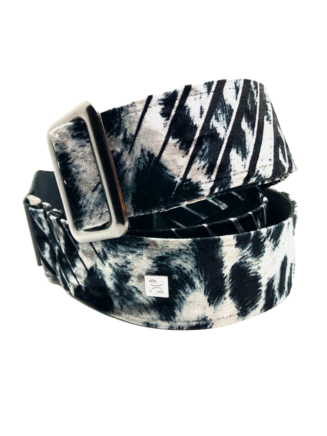 The Casandra 2" Guitar Strap - Black & White